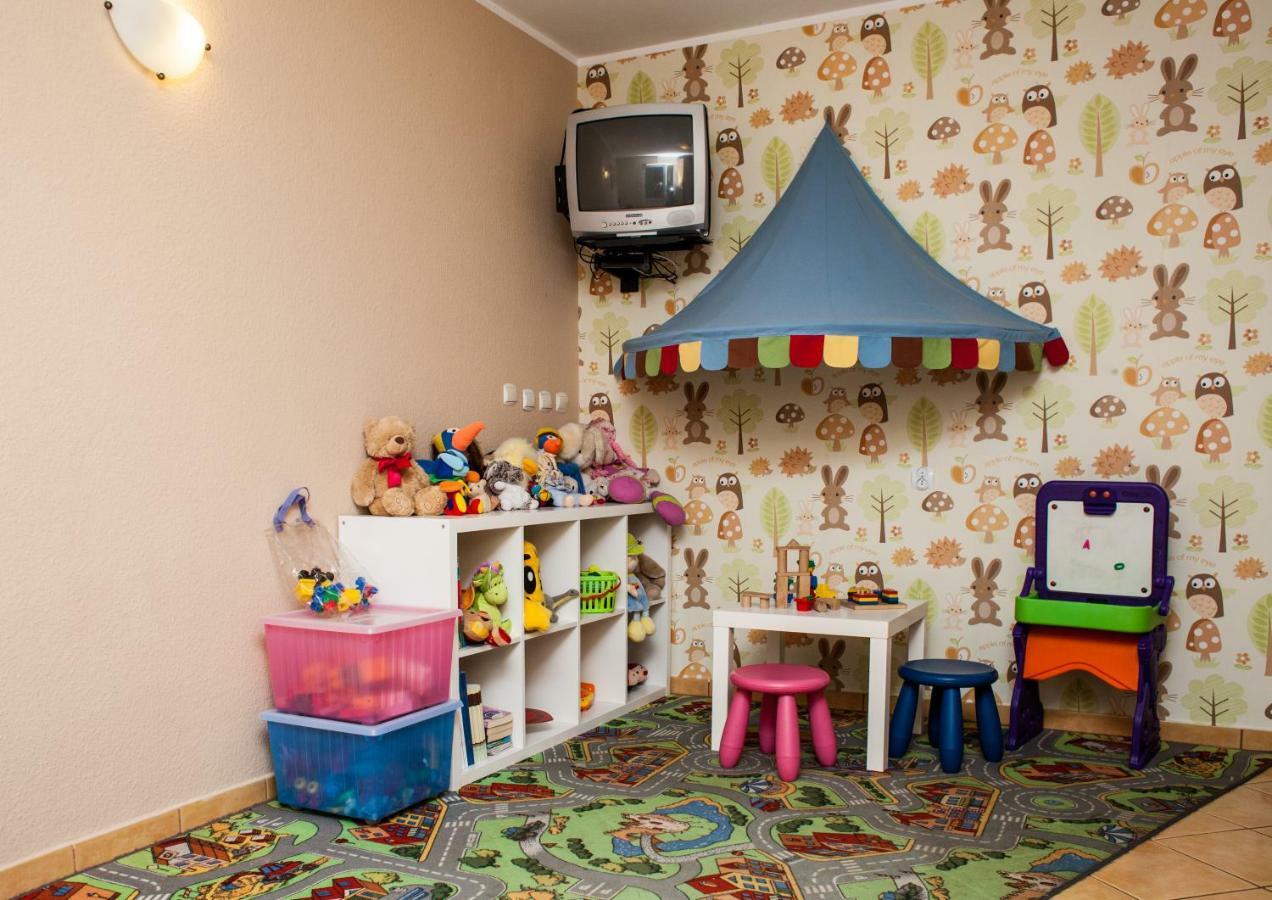 Cetniewo Pokoje I Apartamenty Wladyslawowo Exterior photo